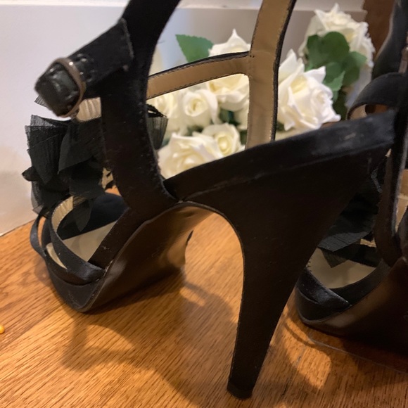 Platinum BP Heels - Picture 9 of 16